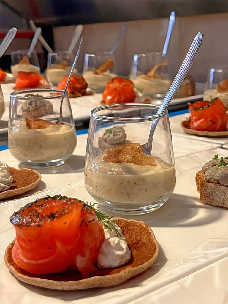 Mignardises préparées au Nazaire pour un repas de groupe à Saint-Nazaire